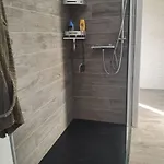 Meina, 2 Camere, 2 Bagni, Giardinetto Meina