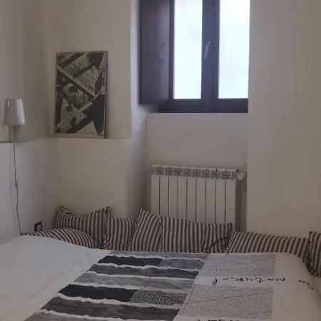 公寓 Meina, 2 Camere, 2 Bagni, Giardinetto 梅纳