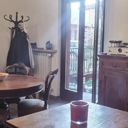 Meina, 2 Camere, 2 Bagni, Giardinetto 메이나