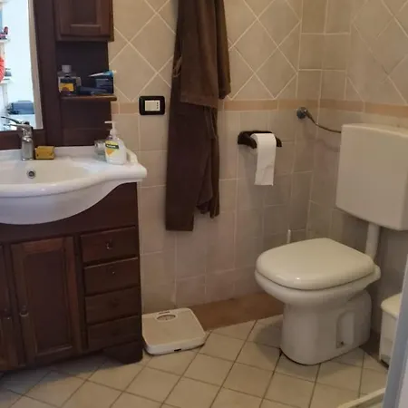 Meina, 2 Camere, 2 Bagni, Giardinetto