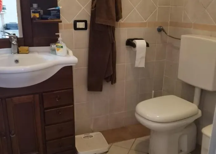 Meina, 2 Camere, 2 Bagni, Giardinetto