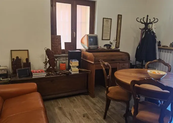 Appartement Meina, 2 Camere, 2 Bagni, Giardinetto Meina