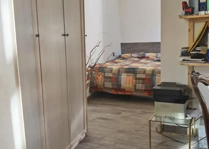 Appartement Meina, 2 Camere, 2 Bagni, Giardinetto